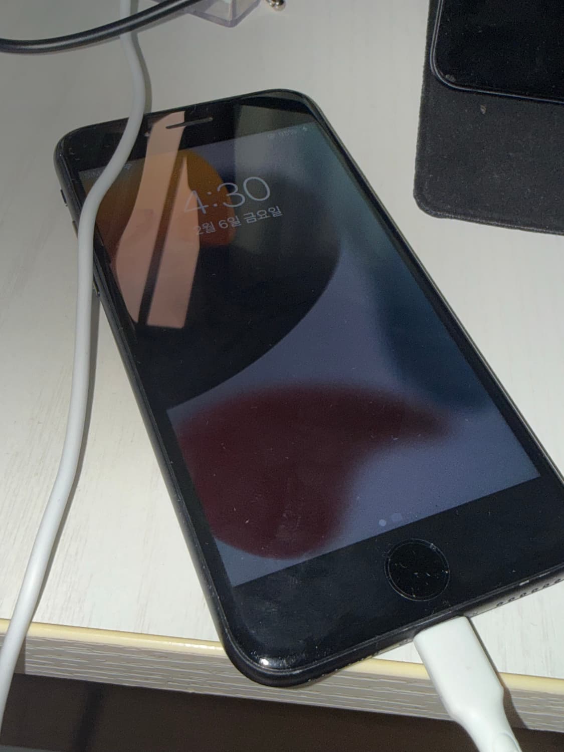 아이폰7 매트블랙 128기가 배터리 69%판매 상품이미지2