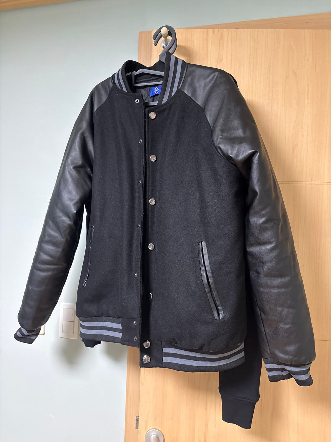 가죽 바시티 스타디움 자켓 상품이미지1