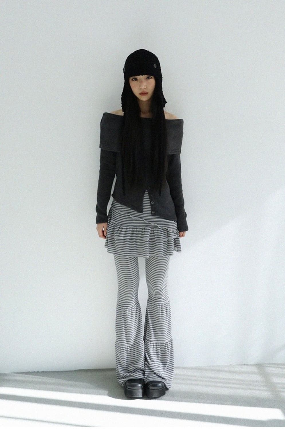 어글리쉐도우 캉캉 스트라이프 스커트 팬츠(그레이) 상품이미지1