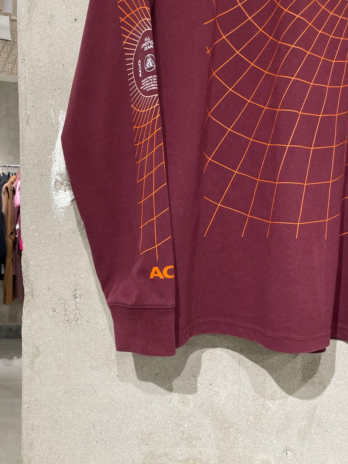 나이키 acg 나이트 마룬 맨홀 크루넥 롱 슬리브 상품이미지4