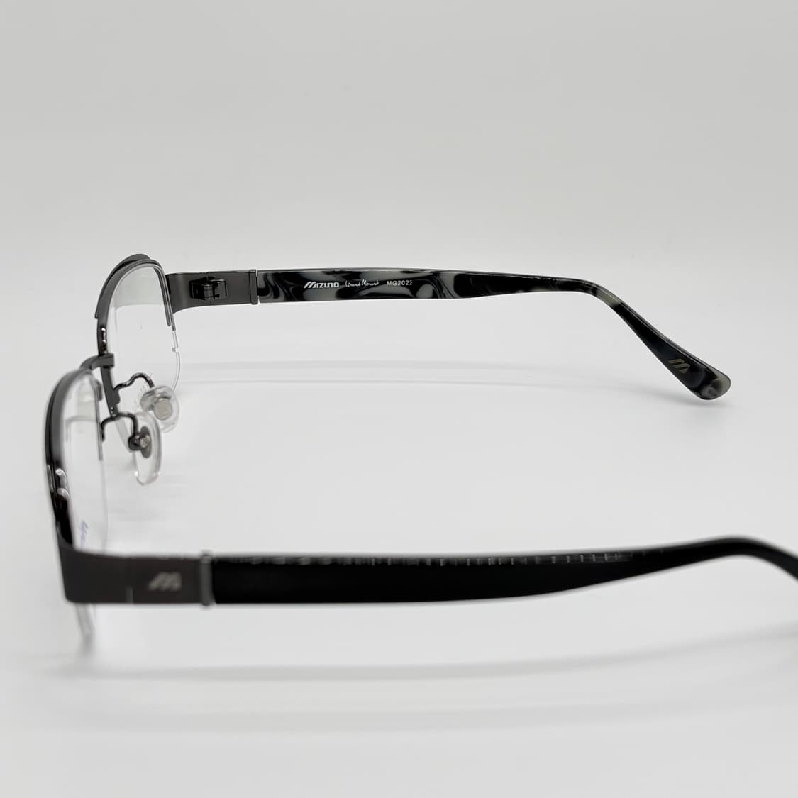 MIZNO 그레이 스퀘어 티타늄 반무테 상품이미지6