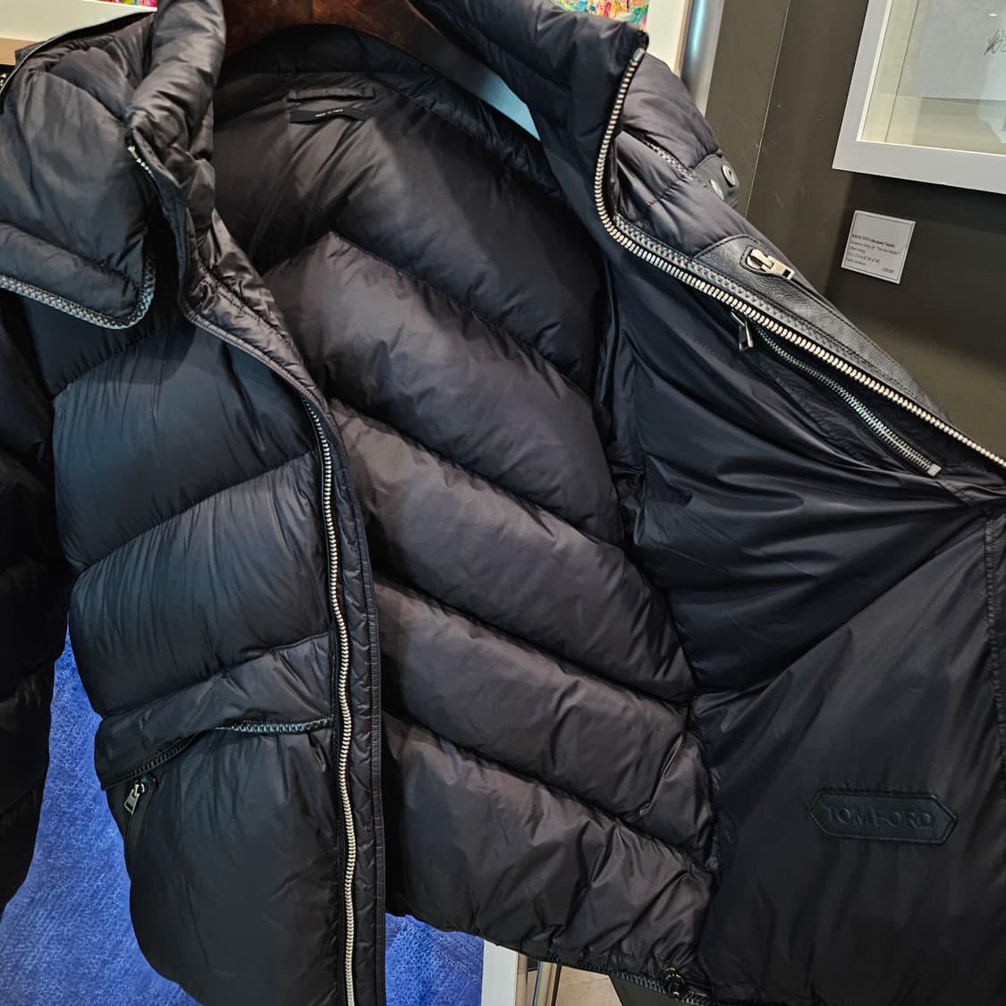 톰포드 라이트웨이트 울 블렌드 후드 다운 자켓 (후드 탈부착) 상품이미지7