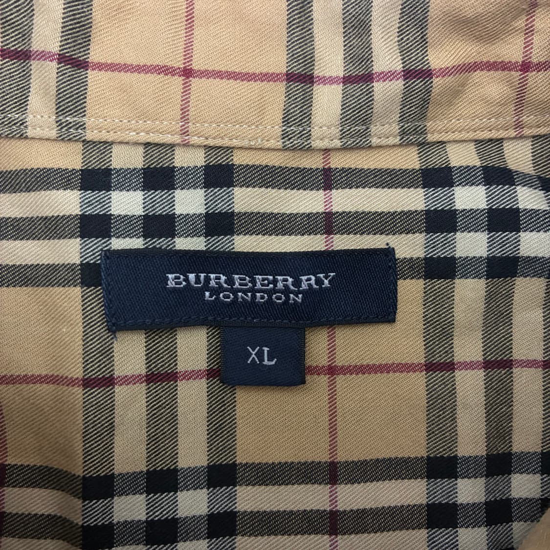 Burberry 노바체크 크레스트 자수 셔츠 상품이미지3