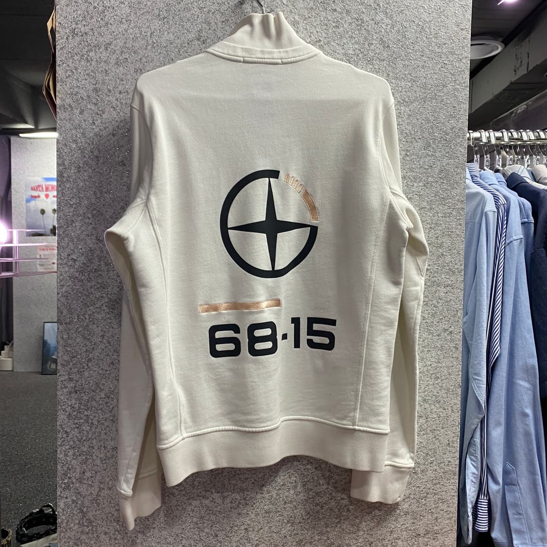 스톤아일랜드 빅로고 하프집업 스웻 B1935 상품이미지6