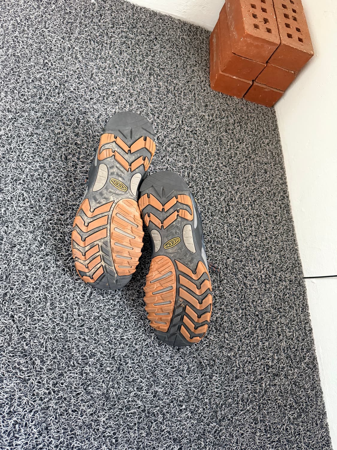 KEEN 등산화 275mm 파란색 상품이미지5