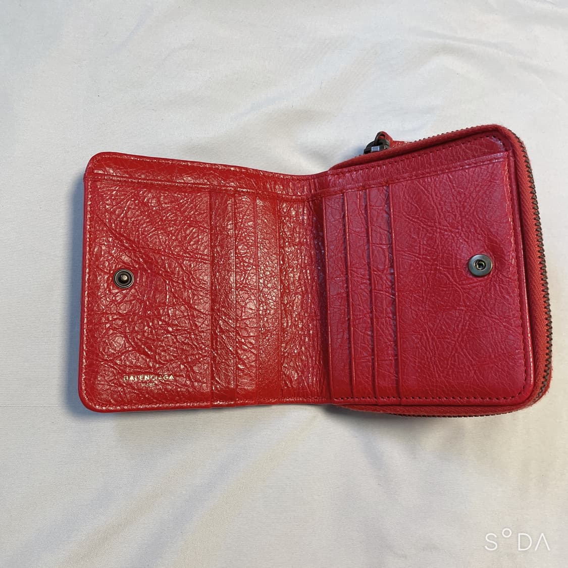 발렌시아가 모터 반지갑 레드 상품이미지3