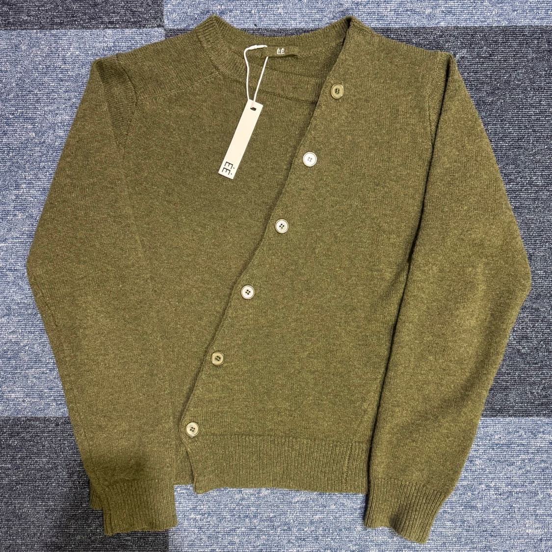 EE 누마레 2 way 가디건 카키 M사이즈 상품이미지3