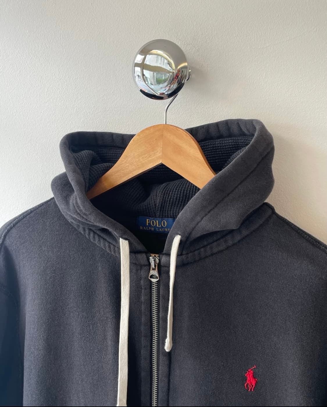 폴로 블랙 레드포니 후드집업 상품이미지2