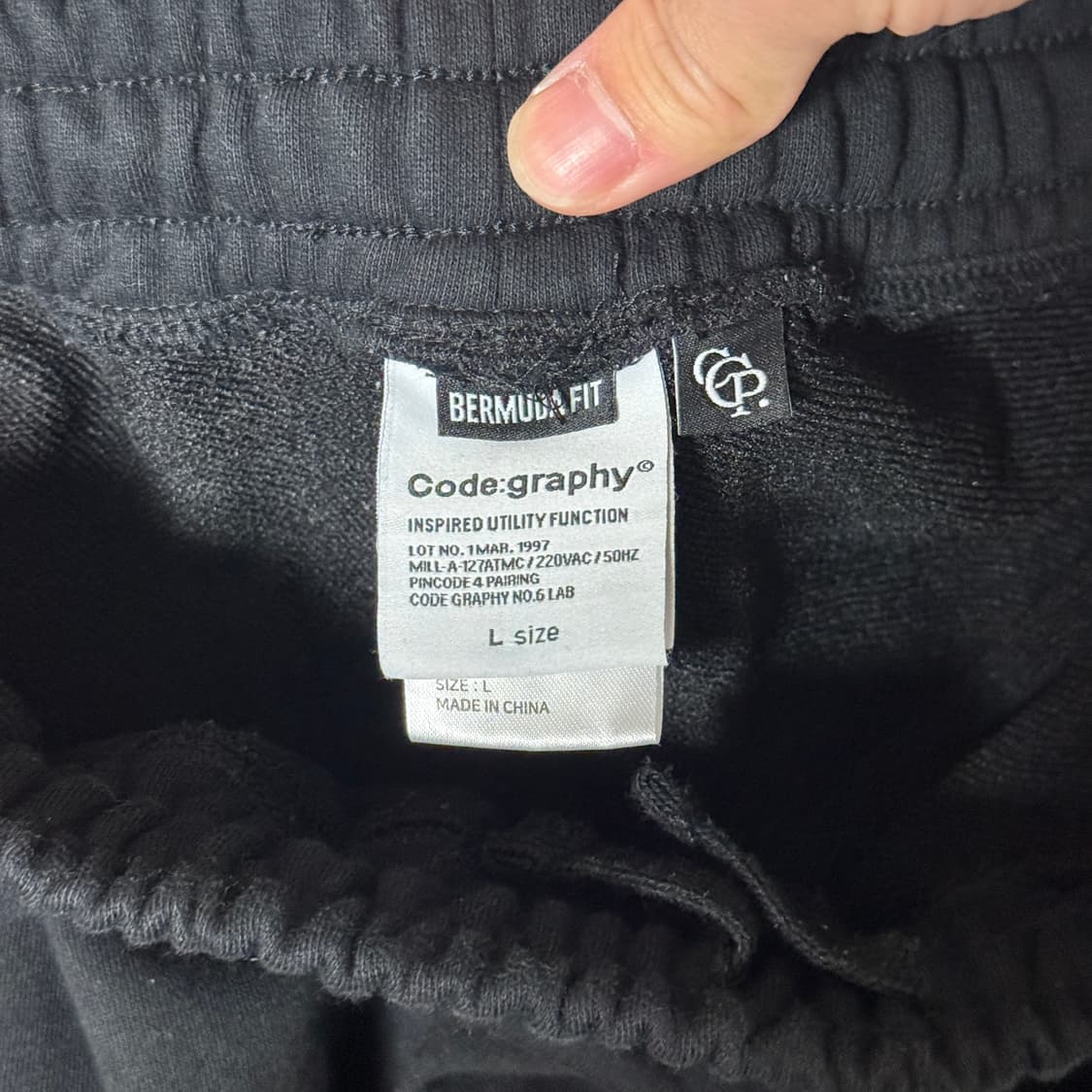 Code:graphy 블랙 반바지 L 상품이미지3