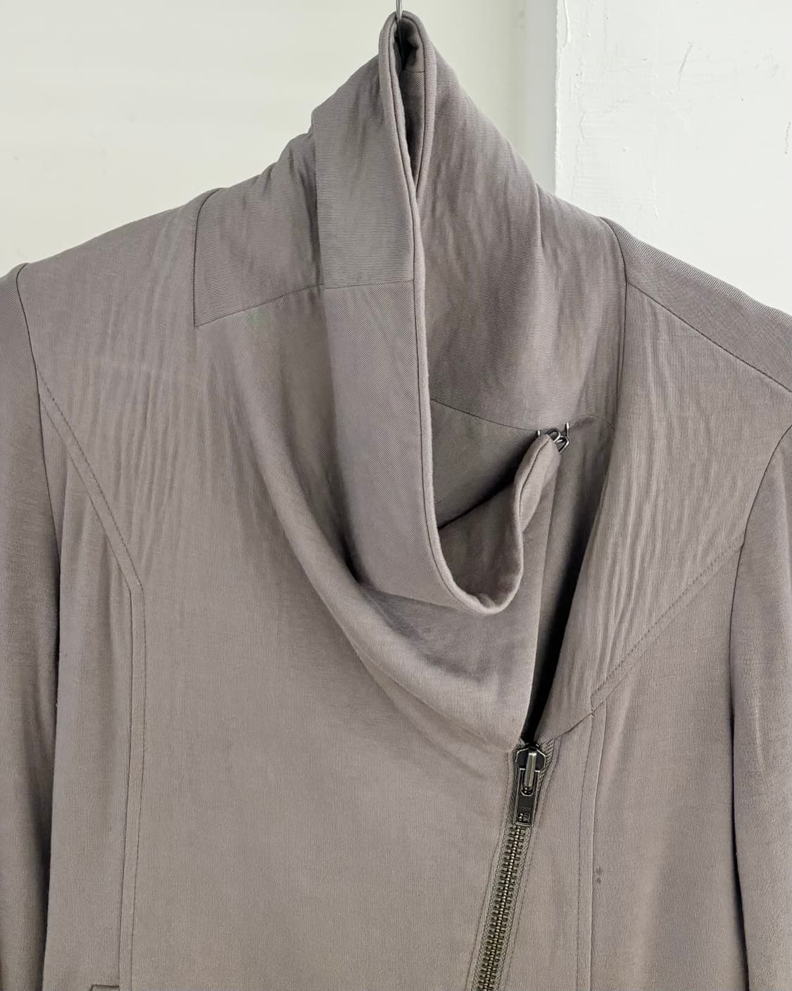 헬무트랭 그레이 빌러스 비대칭 니트 집업 상품이미지2