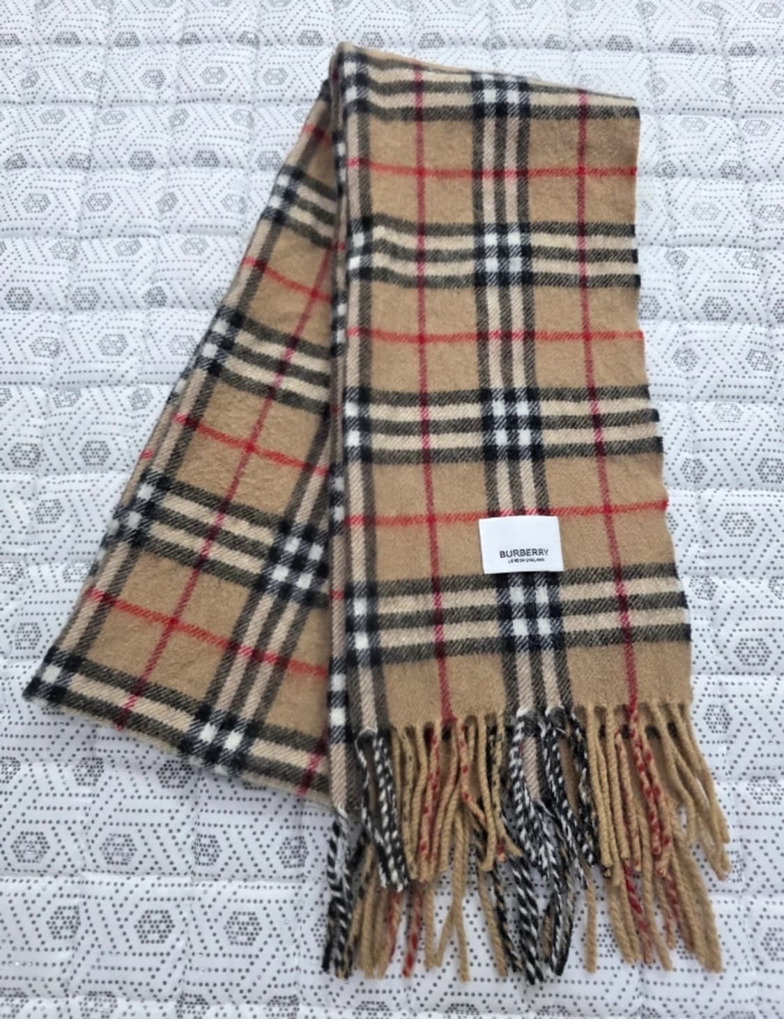 버버리 신형 캐시미어 체크 머플러 상품이미지2