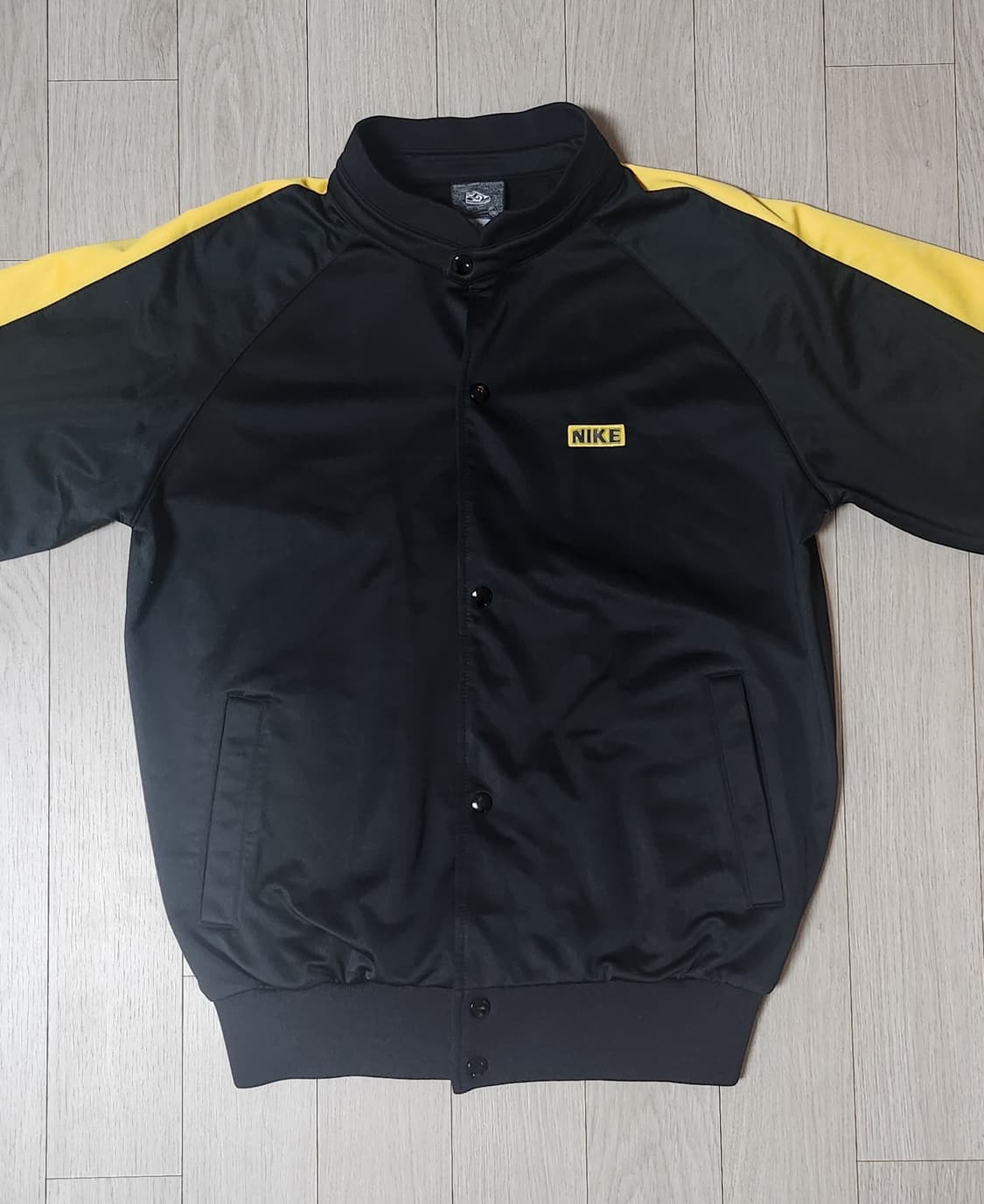 나이키 블랙 앤 옐로우 져지 자켓●남녀공용 상품이미지1