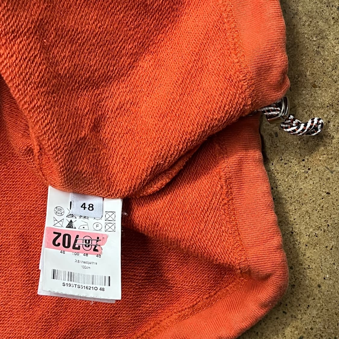 [정품] 솔리드옴므 First Contact 패치 맨투맨 오렌지 b8 상품이미지6