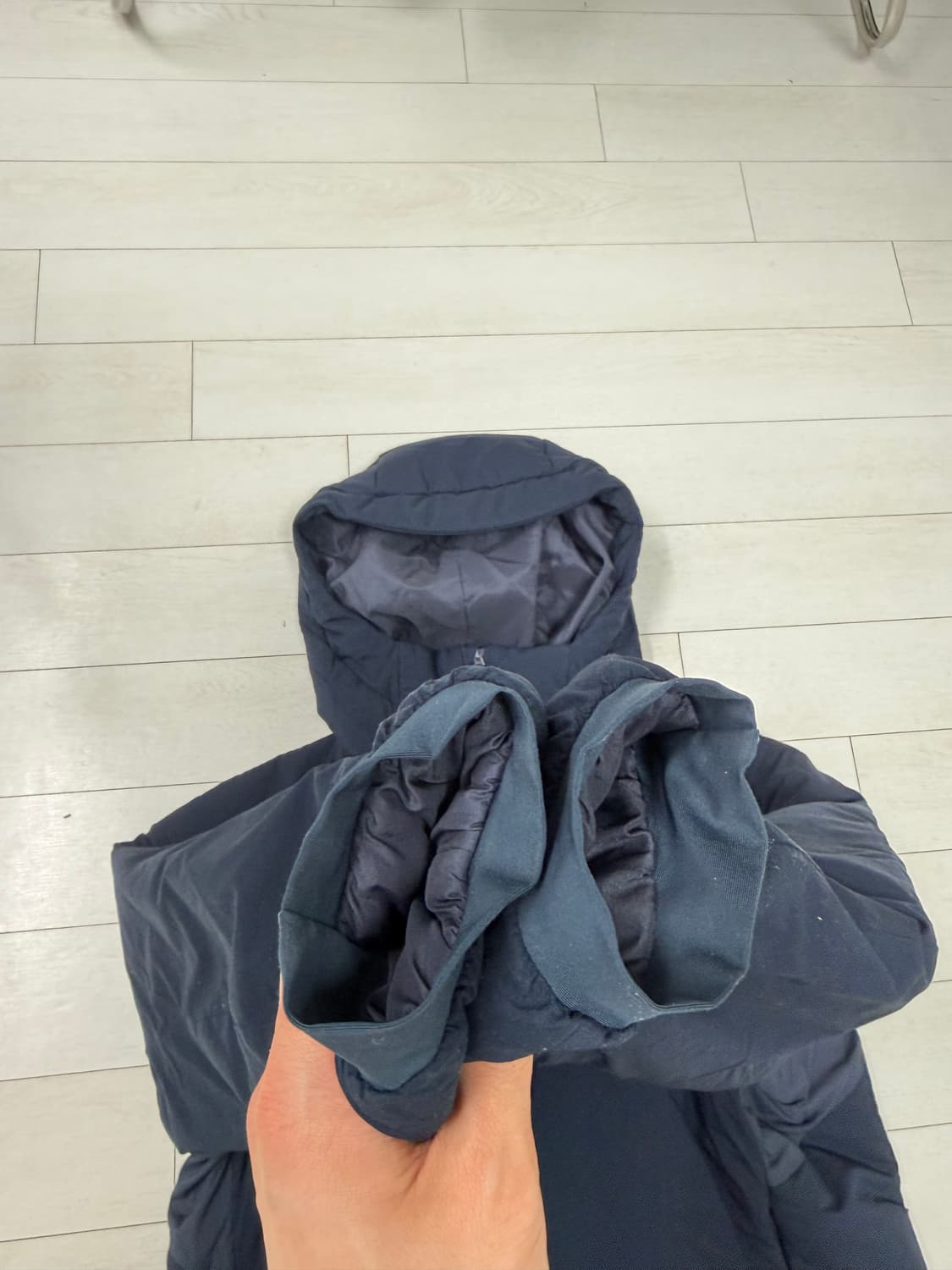 아크테릭스 아톰 AR  블랙 사파이어 M 사이즈  고질병닿는 상품이미지2