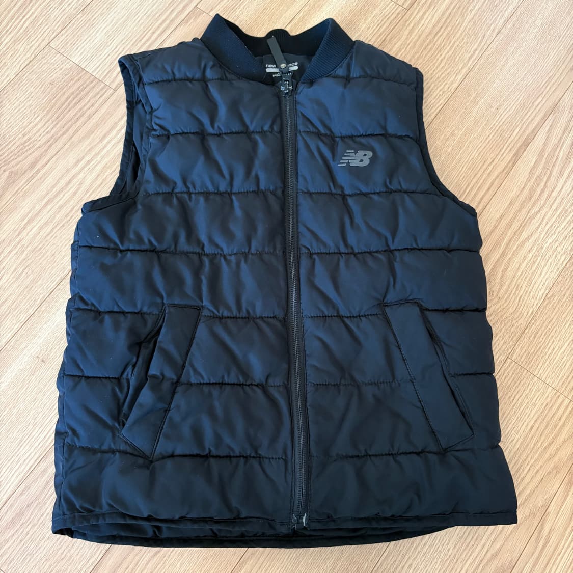 뉴발란스 키즈 패딩 조끼 120 블랙 상품이미지1