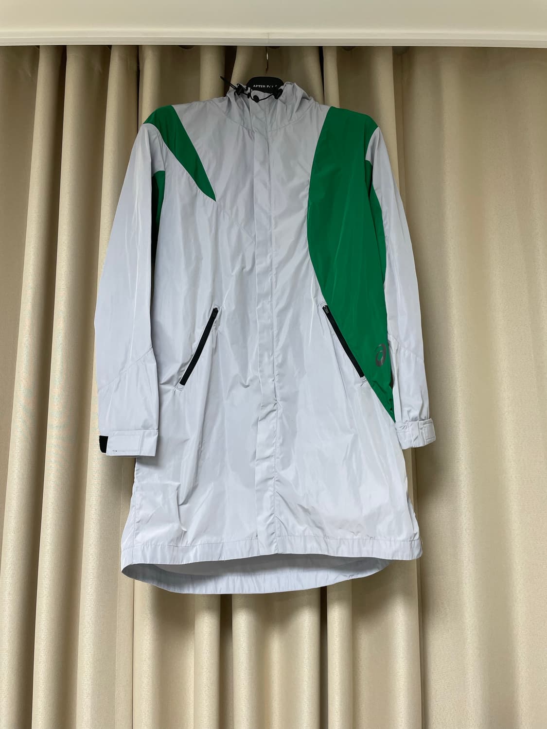 키코 아식스 hooded poncho 상품이미지2