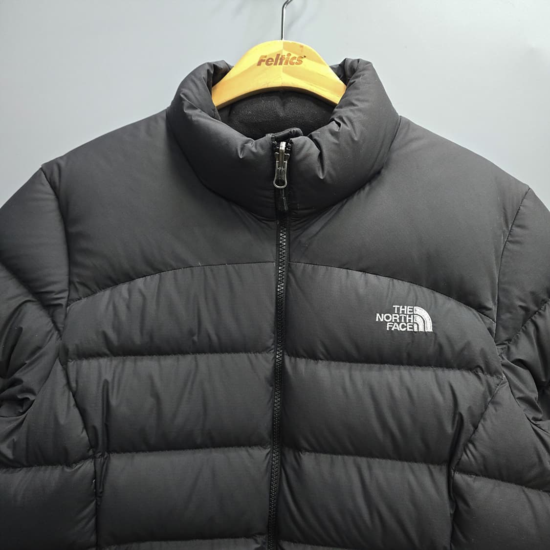 노스페이스 여성 구스다운 숏패딩 블랙 L 상품이미지2