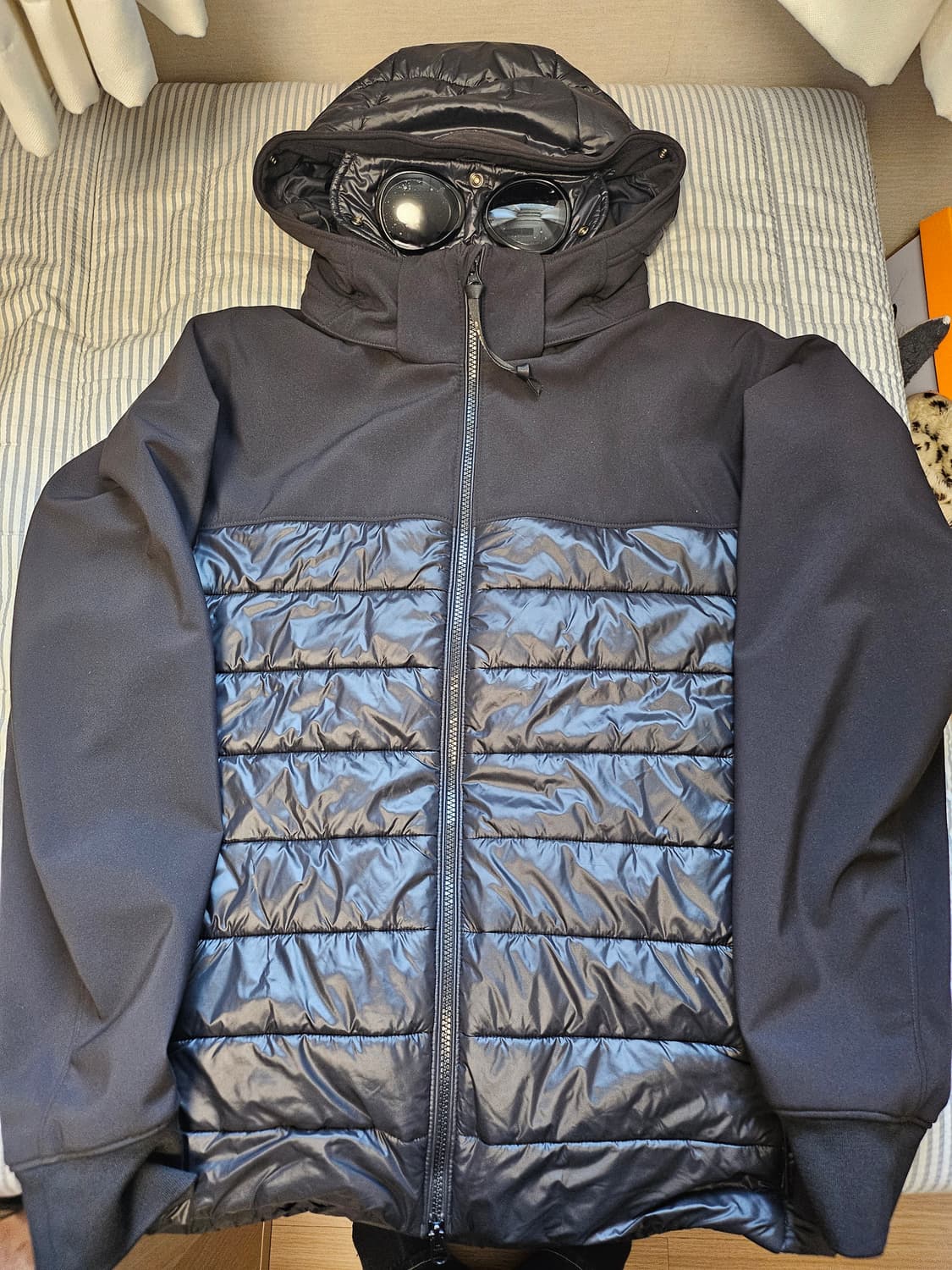 cp컴퍼니 cp쉘 패딩 상품이미지1