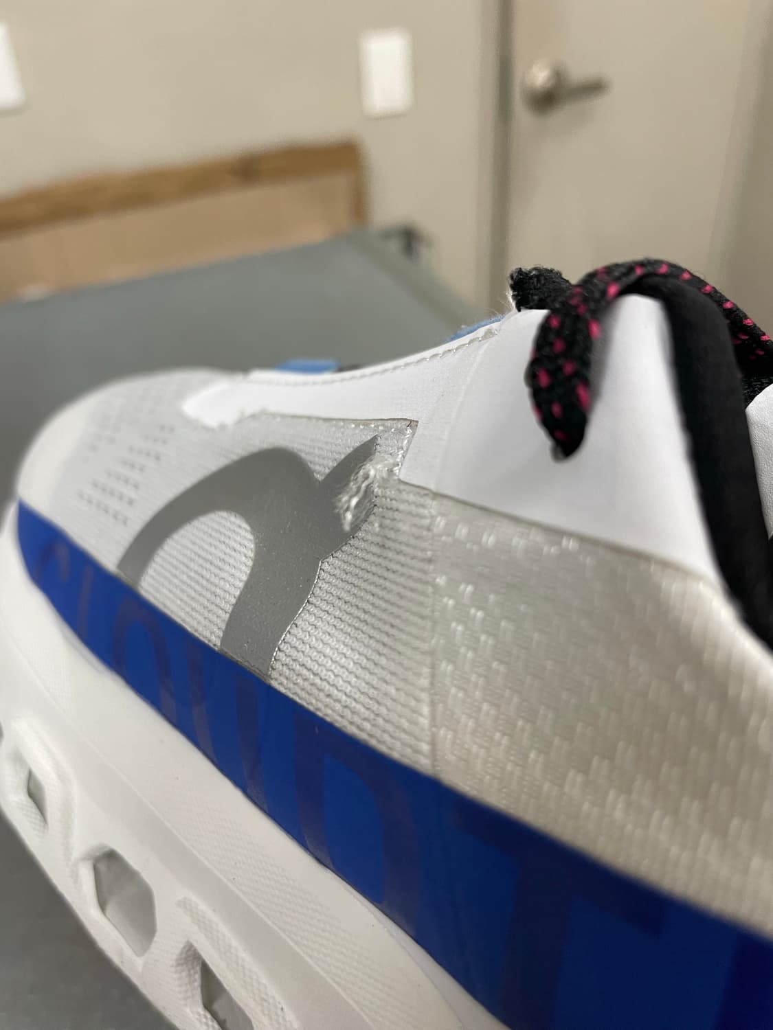 온러닝 클라우드 몬스터 화이트 블루 280 (gr-4137) 상품이미지7