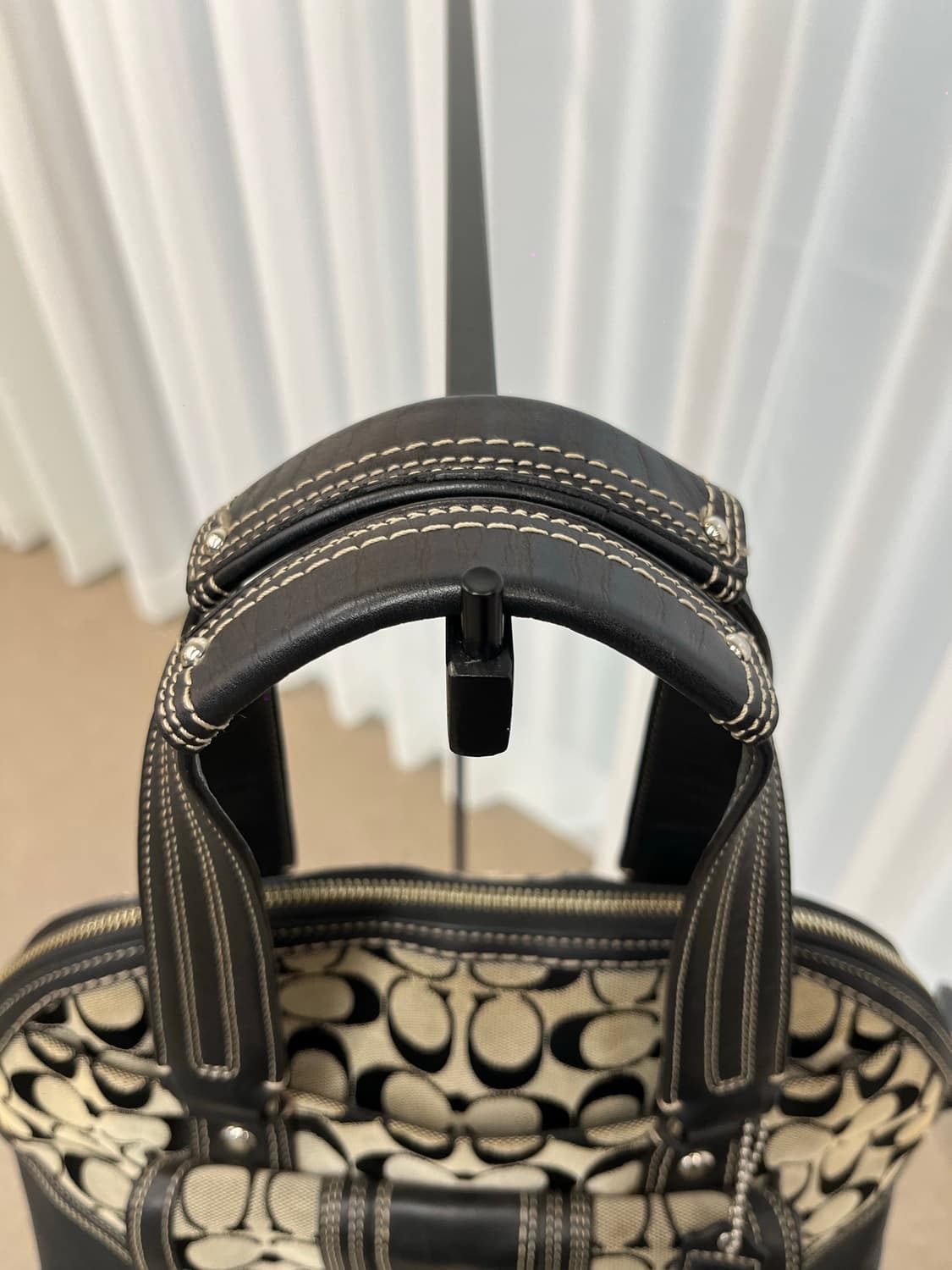 Coach Vandal Black Shoulder Bag 상품이미지7
