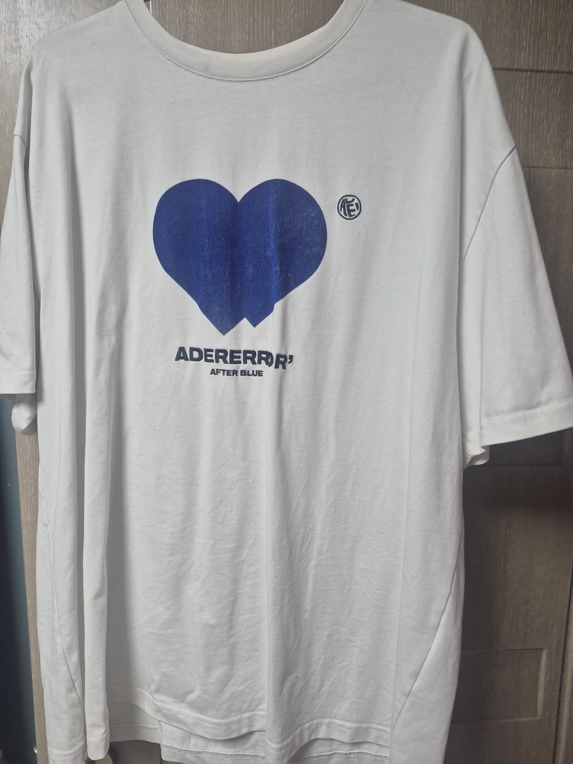 아더에러 트윈하트 로고 반팔티셔츠 A2사이즈 상품이미지2