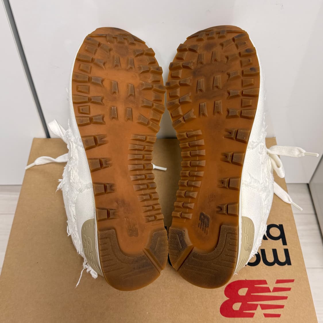 [37] 미우미우 뉴발란스 574 화이트 상품이미지5