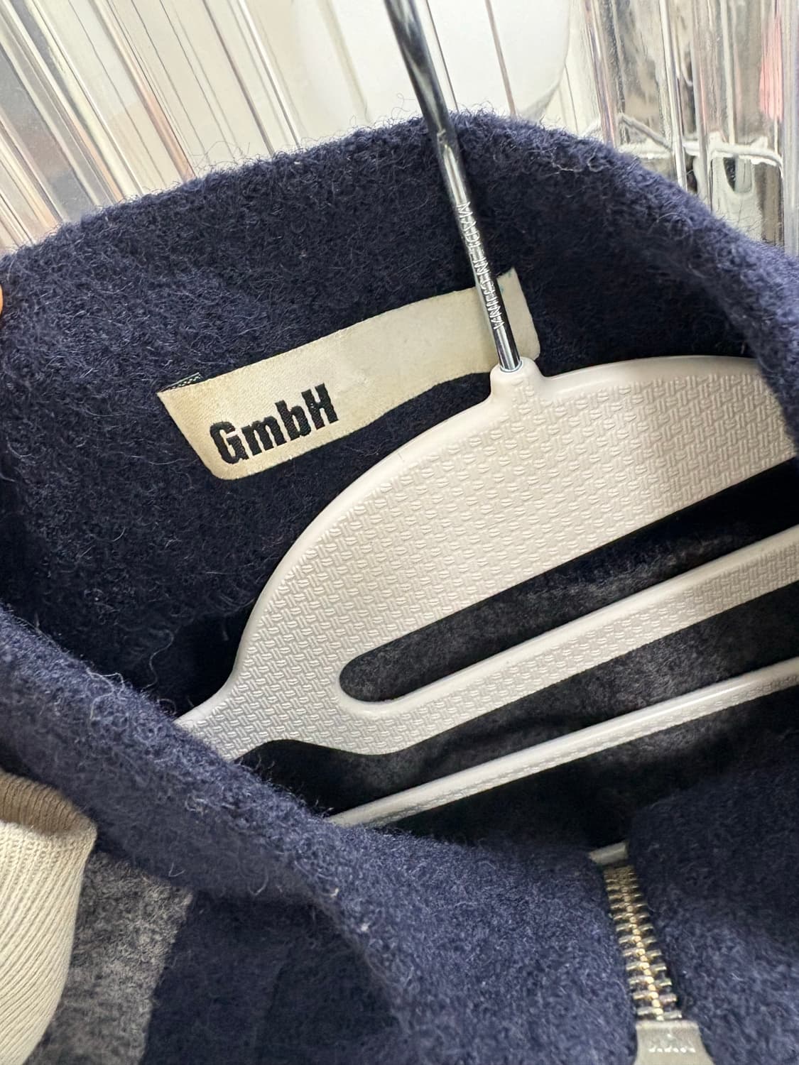 GmbH 반집업 상품이미지3