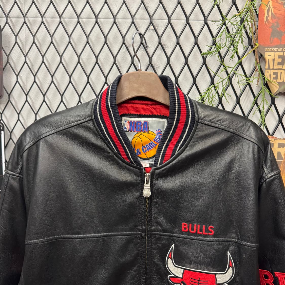 90s NBA X G-lll 칼뱅크 시카고불스 레더 바시티자켓 레드블랙 상품이미지3