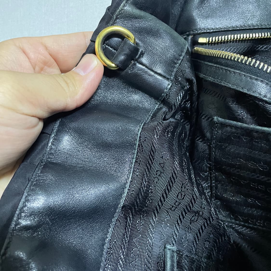 프라다 여성 고프레 모코노 토트백 (크로스 스트랩 분실 상품이미지7