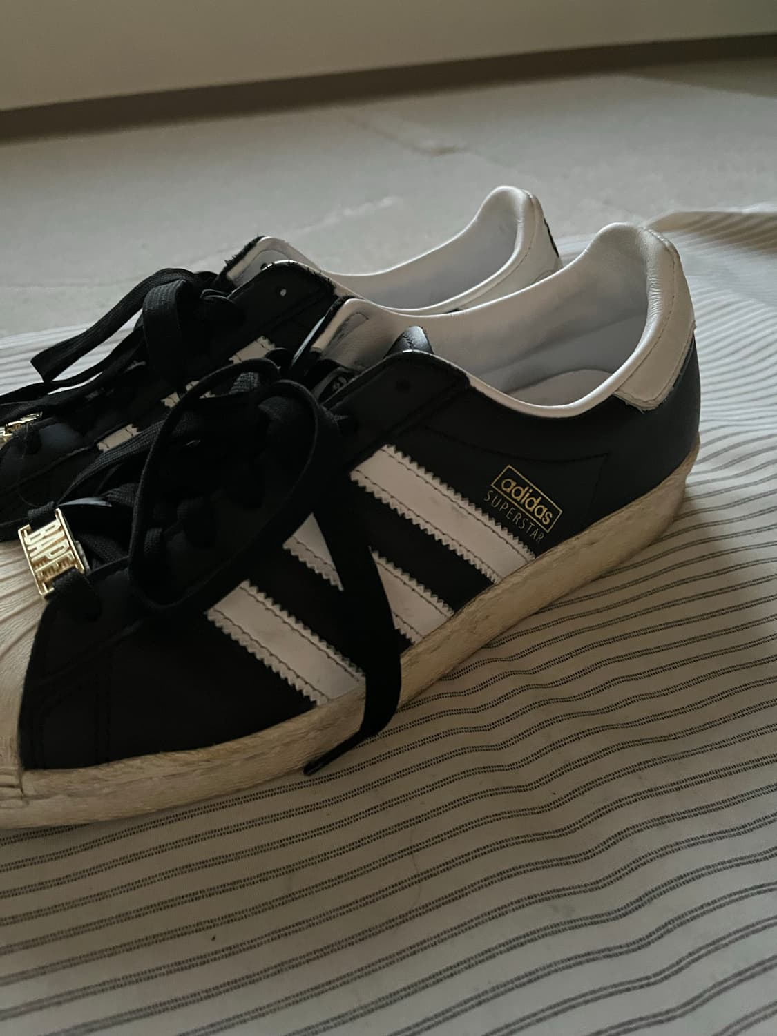베이프 x 아디다스 오리지널스 슈퍼스타 스니커즈 (250) 상품이미지6