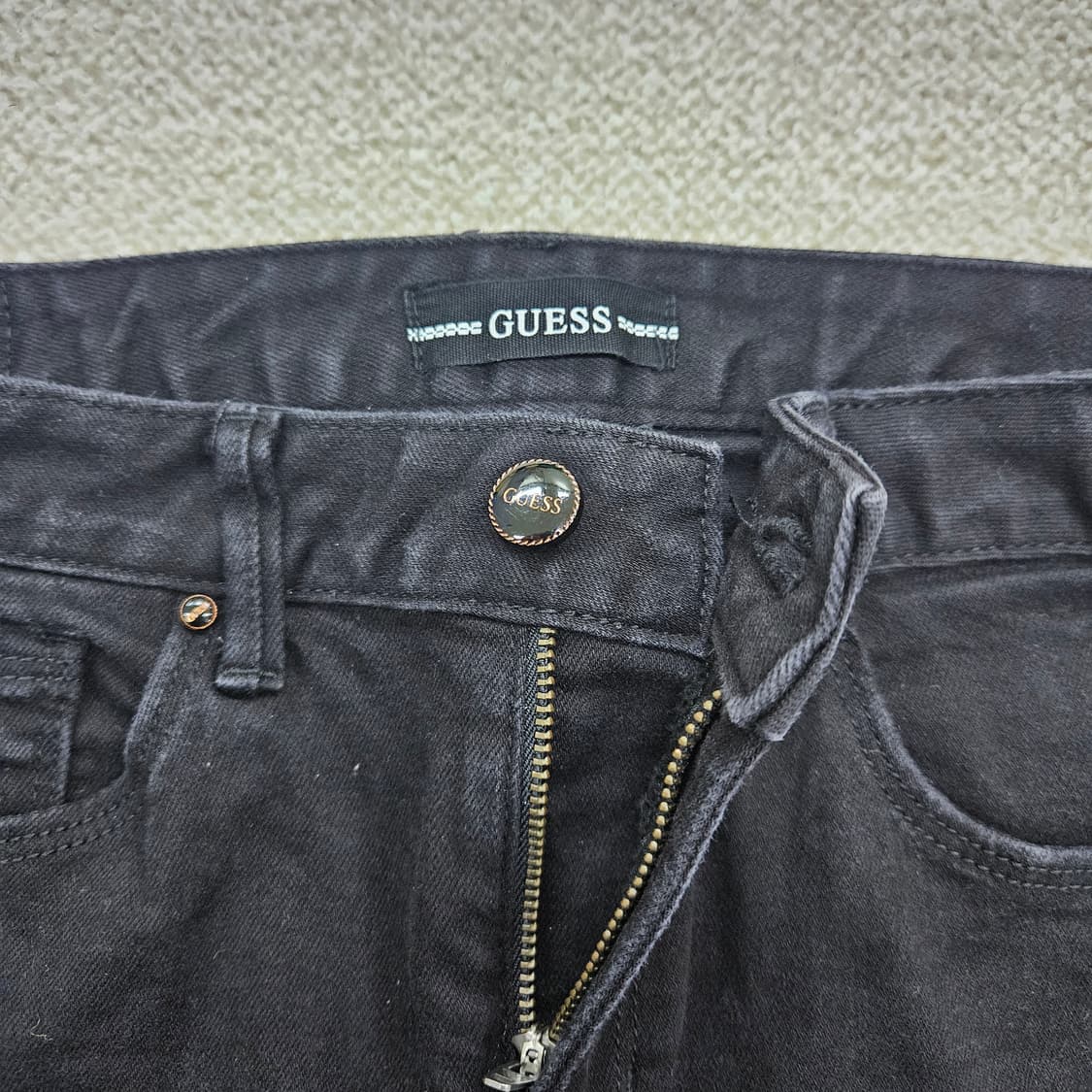 [26] 게스 슬림 블랙 흑청 데님 팬츠 1204JM1 상품이미지2