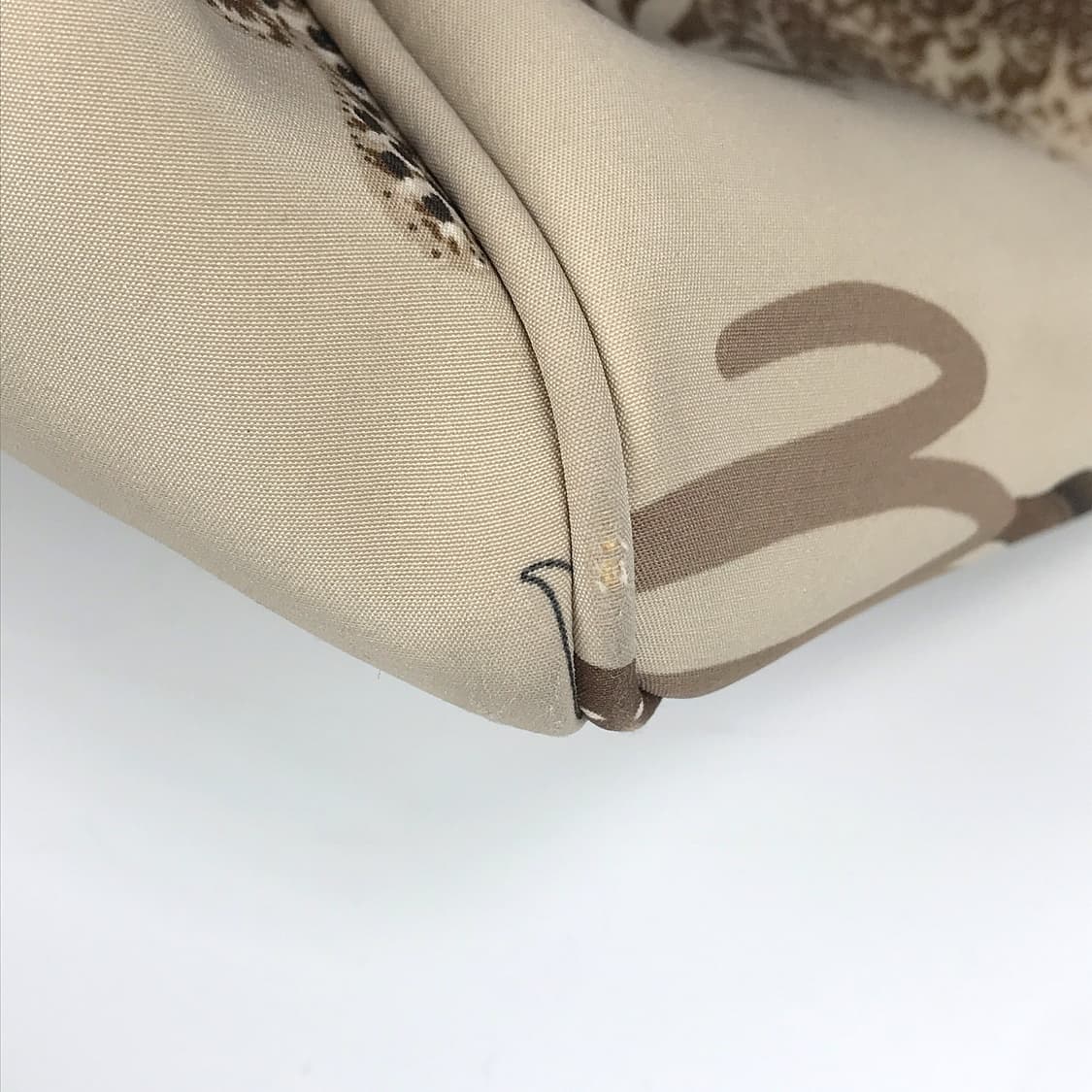 페라가모 Ferragamo 레오파드 나일론 숄더백 여성 가방 상품이미지8