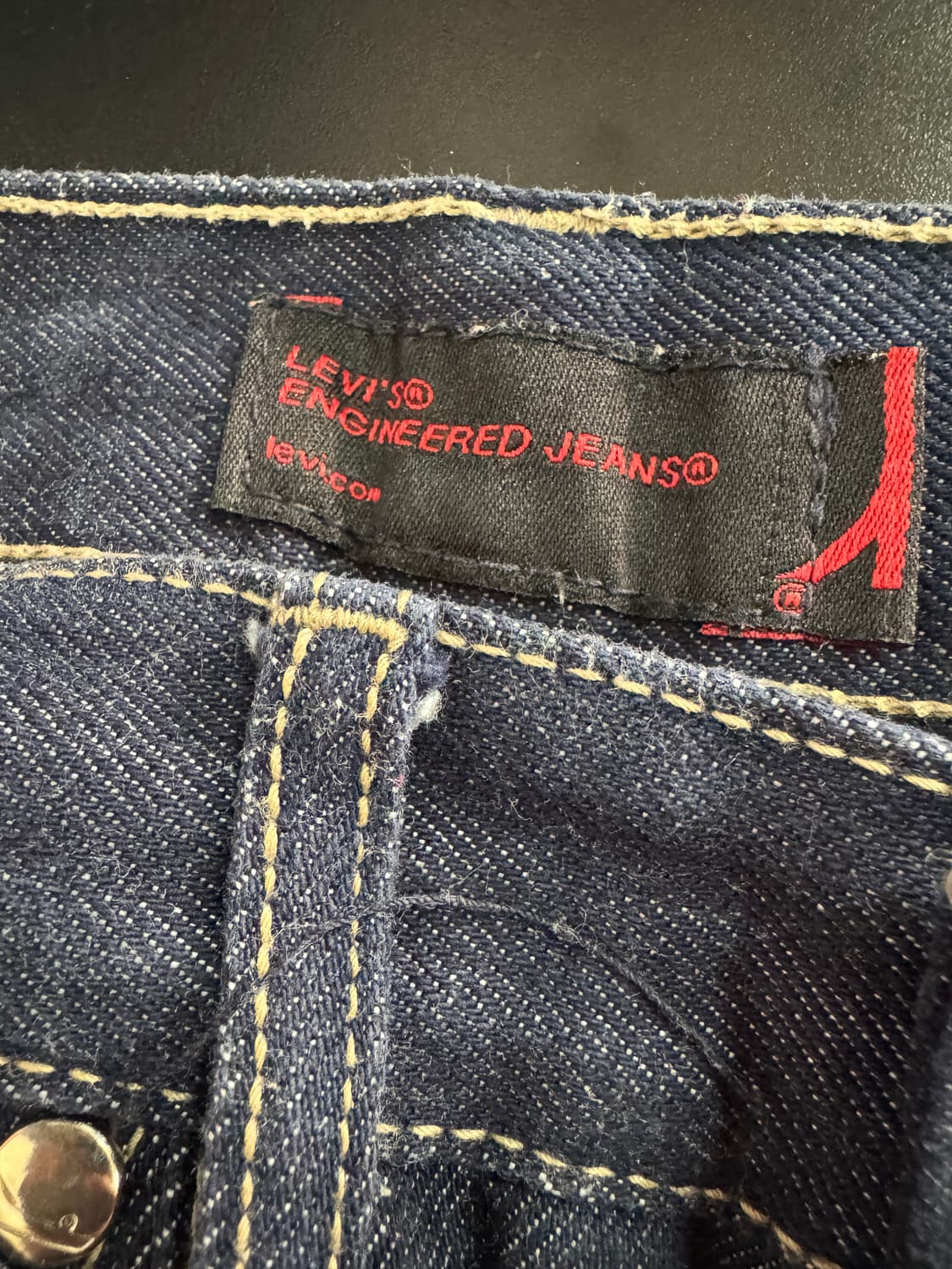 정품!! 리바이스 엔지니어드진 생지 데님팬츠 상품이미지3