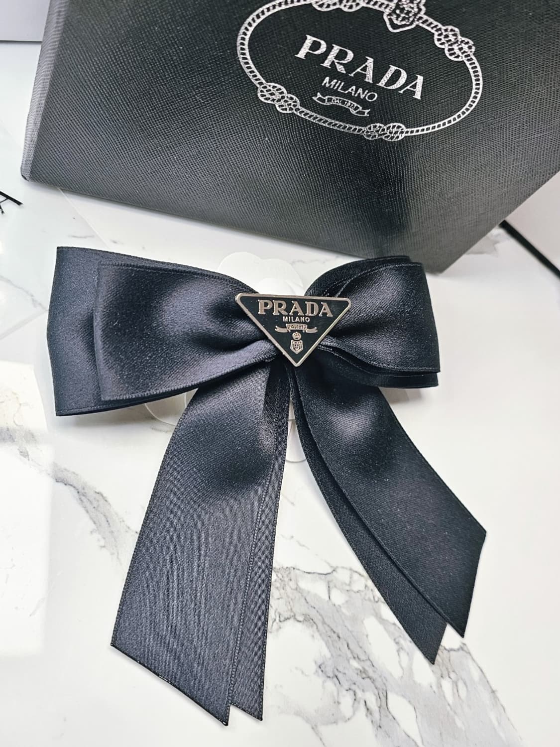 빈티지 프라다 리본 헤어슈슈  상품이미지3