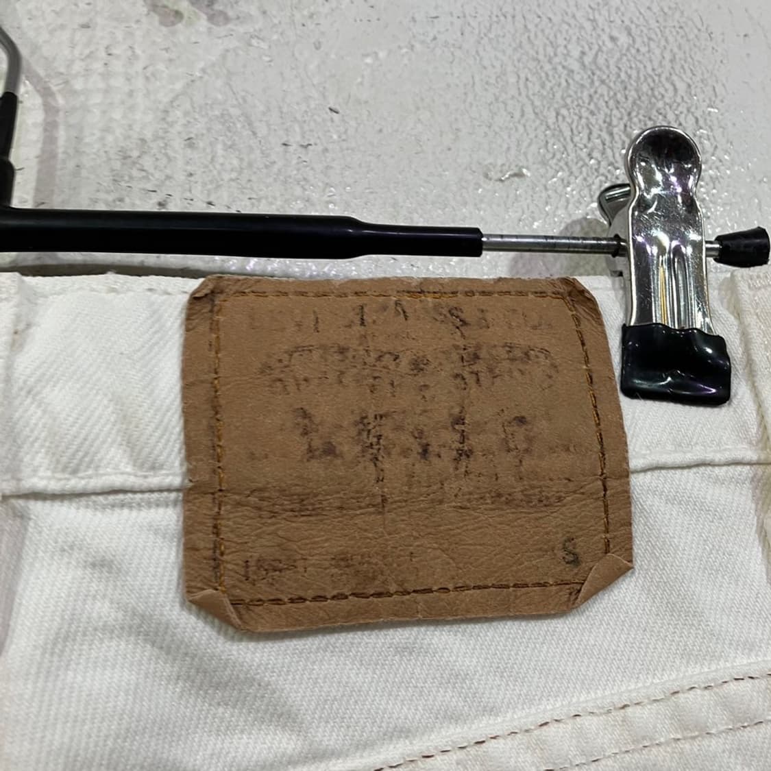 리바이스 화이트 오렌지탭 데님팬츠 상품이미지5