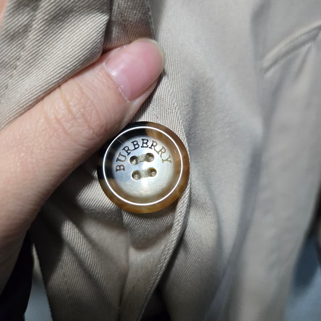 버버리런던 여성 베이지 코튼 트렌치코트 상품이미지3