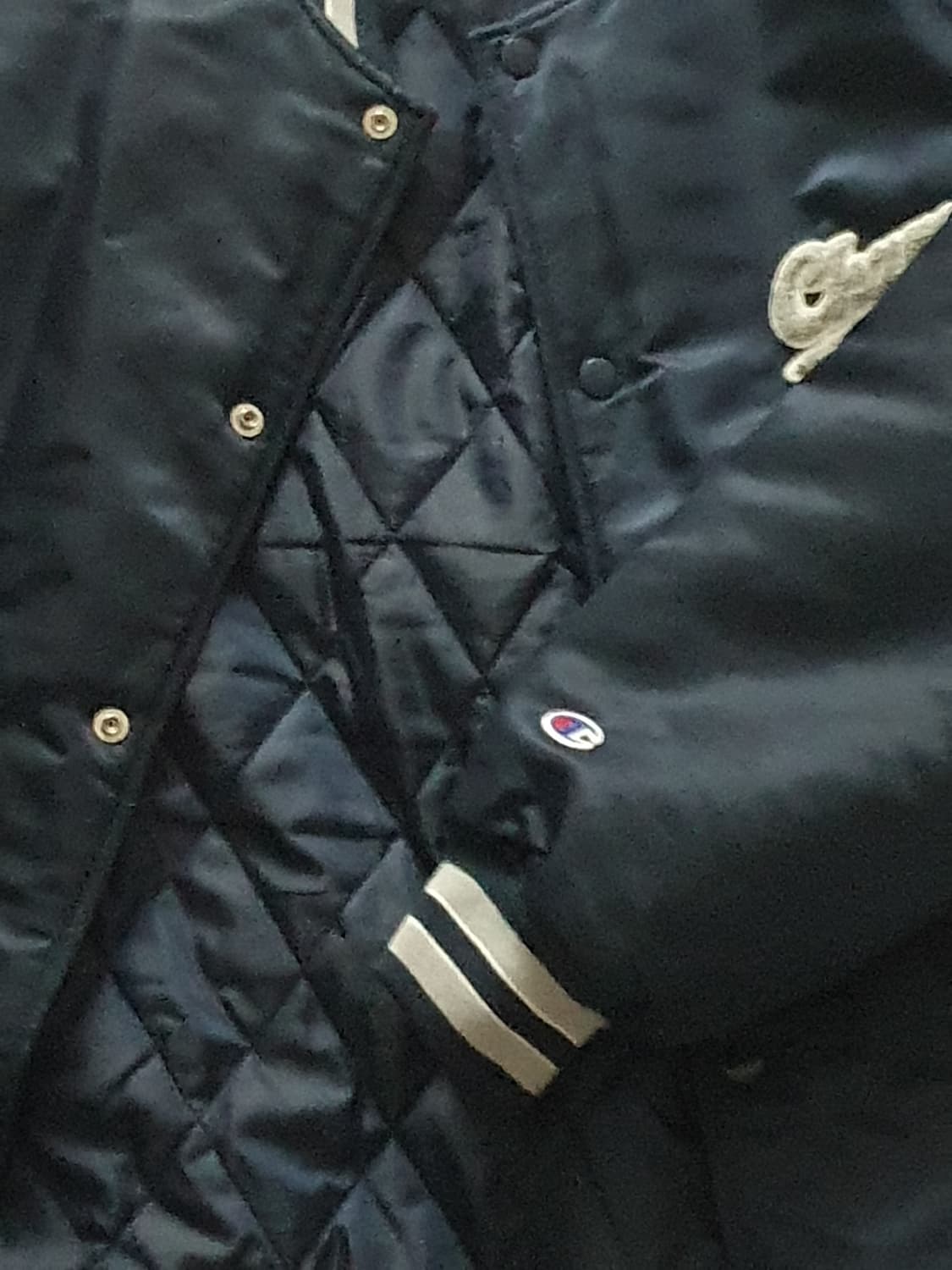 챔피온 새틴 바시티 자켓 네이비 상품이미지4