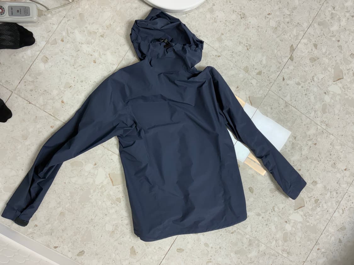 아크테릭스 제타sl 고어텍스 네이비 m사이즈 상품이미지3