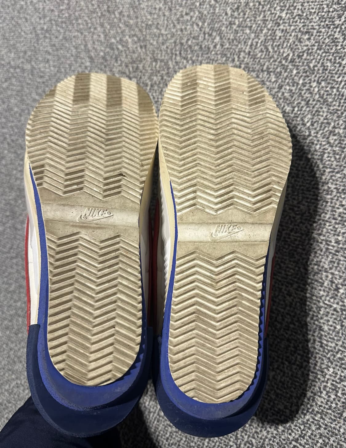 230) 나이키 x 사카이 줌 코르테즈 SP 화이트 앤 유니버시 티 레드 상품이미지4