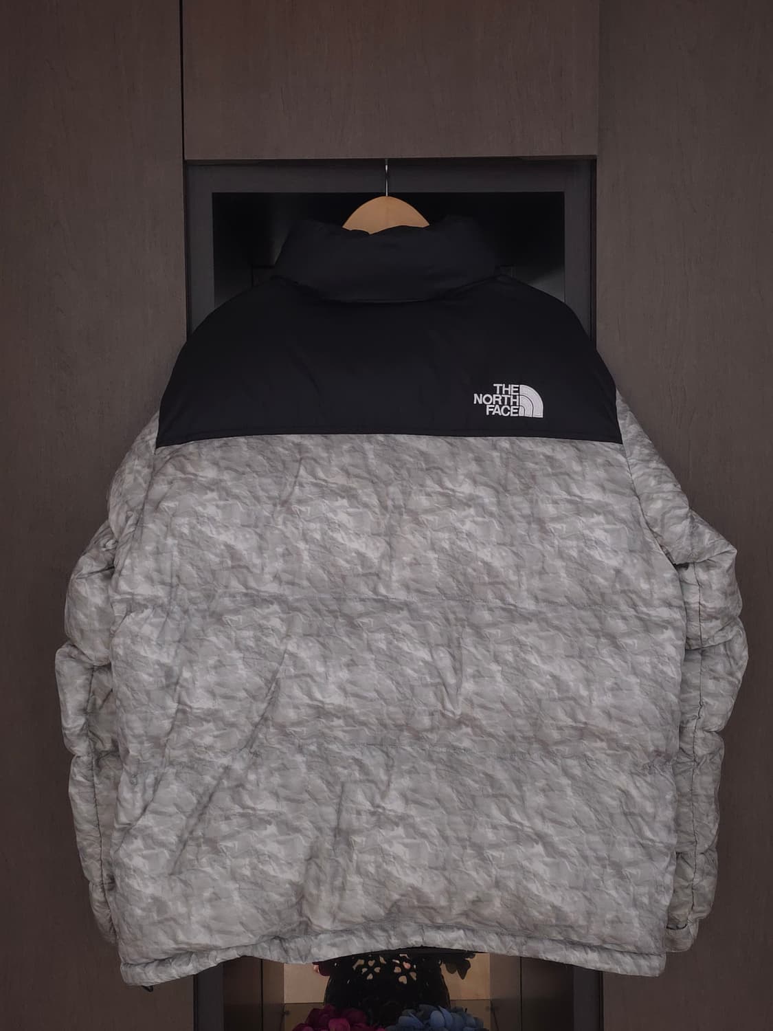 [XL] 슈프림 노스페이스 페이퍼 눕시 패딩 상품이미지3