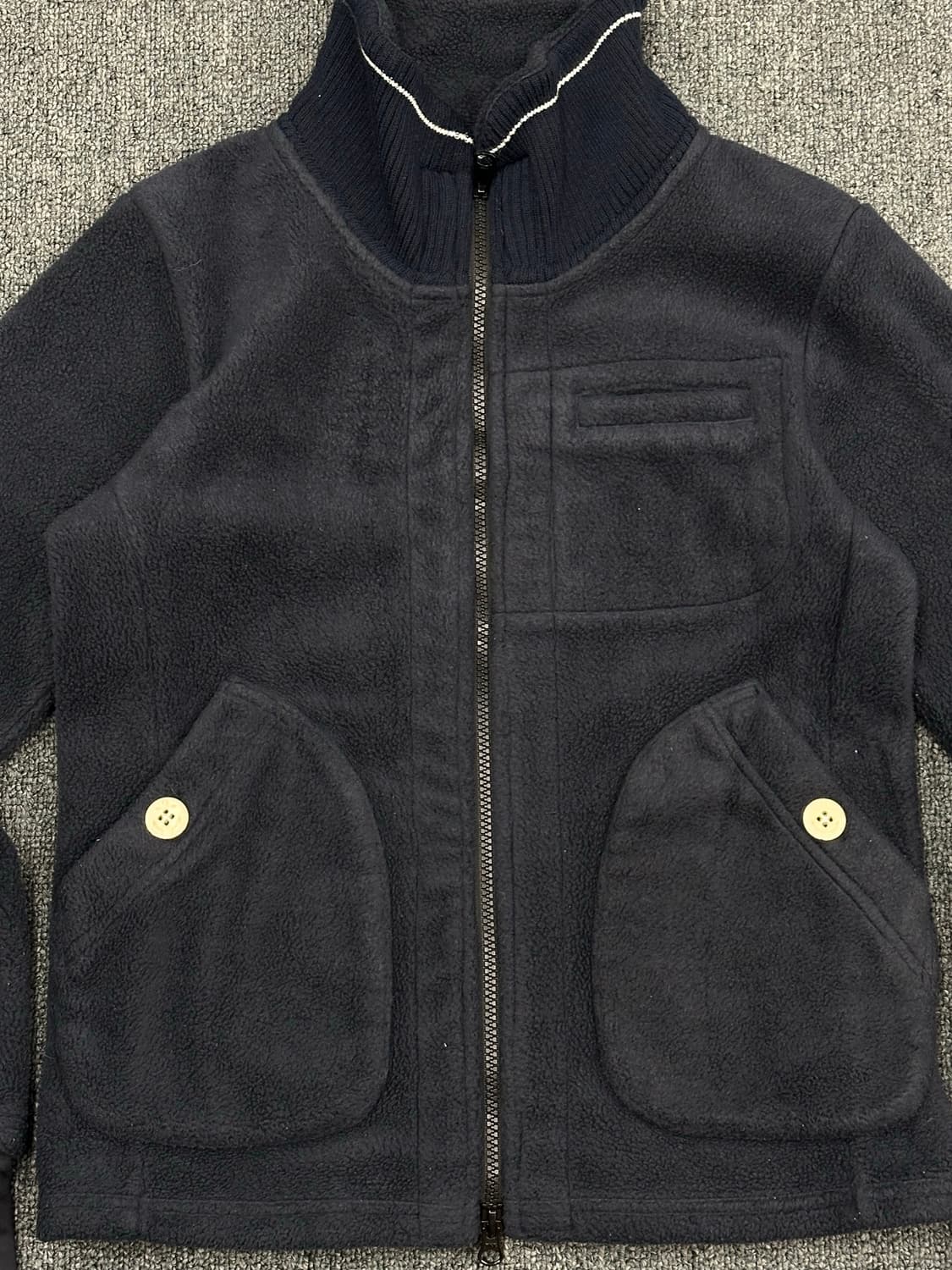 OS)빈티지 네이비 포켓 디테일 하이넥 투웨이 플리스 집업 상품이미지4