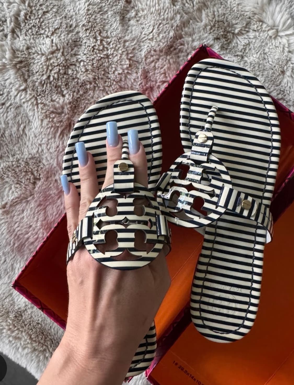 토리버치 밀러 쪼리 슬리퍼 6.5 235 상품이미지7