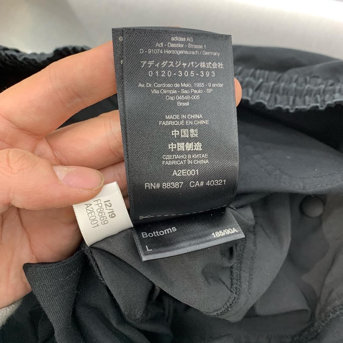 Y-3 블랙 오버사이즈 로고 밴딩 하프 팬츠   상품이미지9