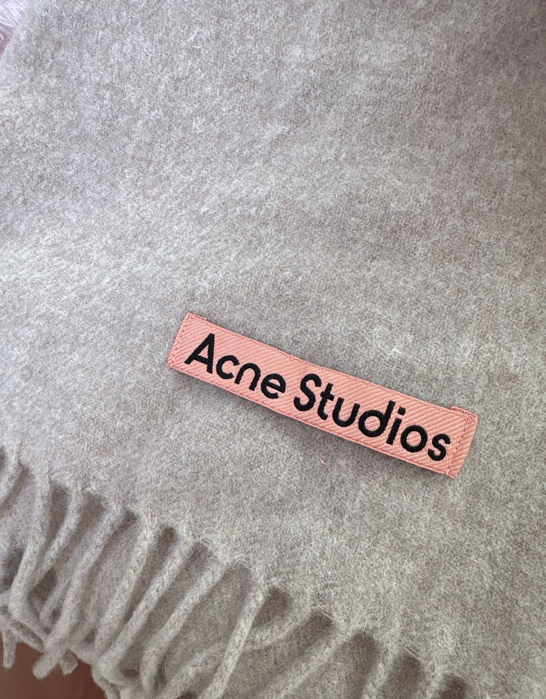 아크네 스튜디오 머플러 오트밀 멜란지 오버사이즈 상품이미지1