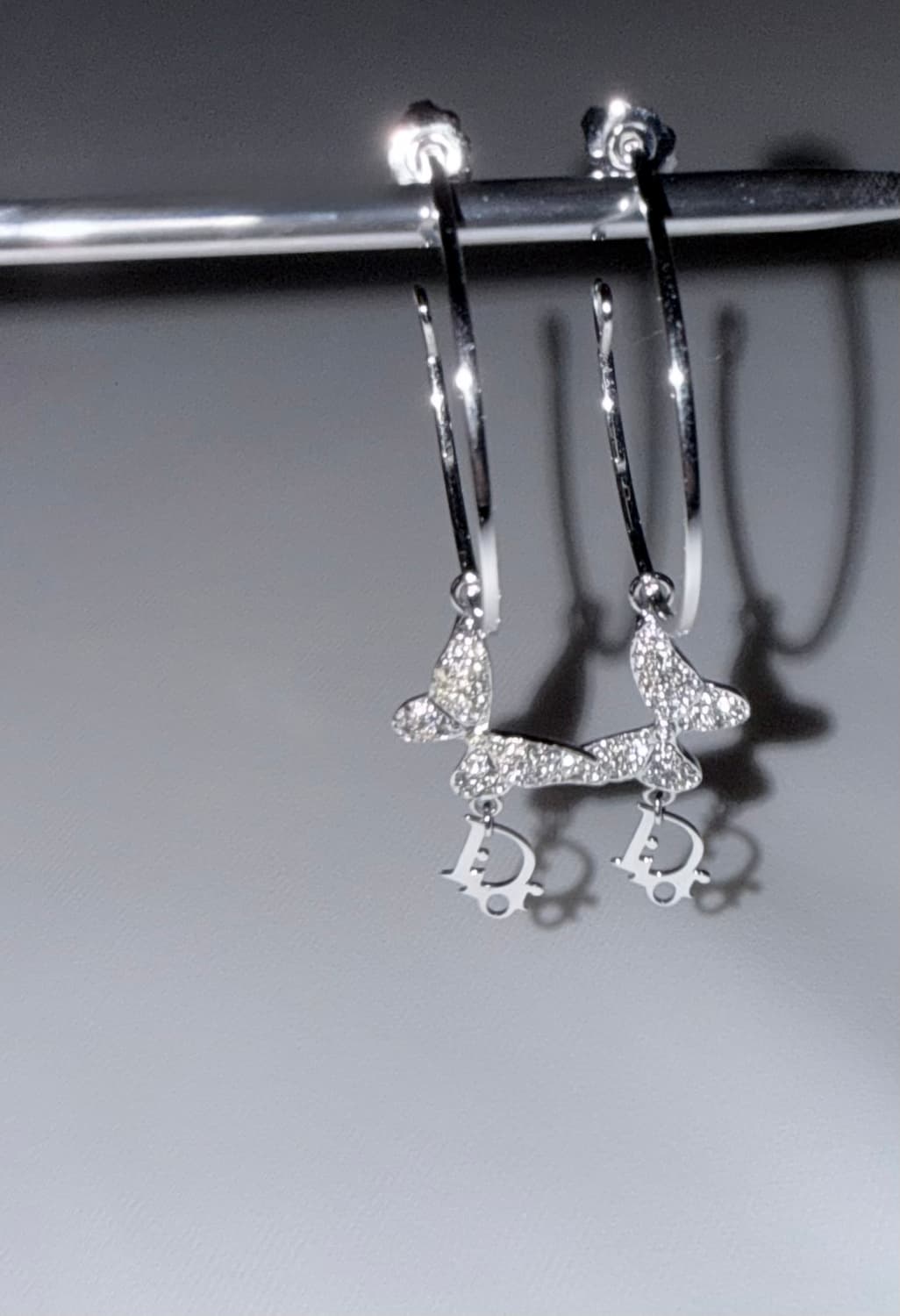 (정품/업사이클X) 디올 나비 큐빅 링귀걸이 상품이미지1