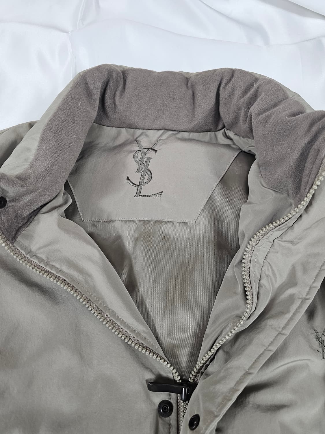 입생로랑패딩 상품이미지2