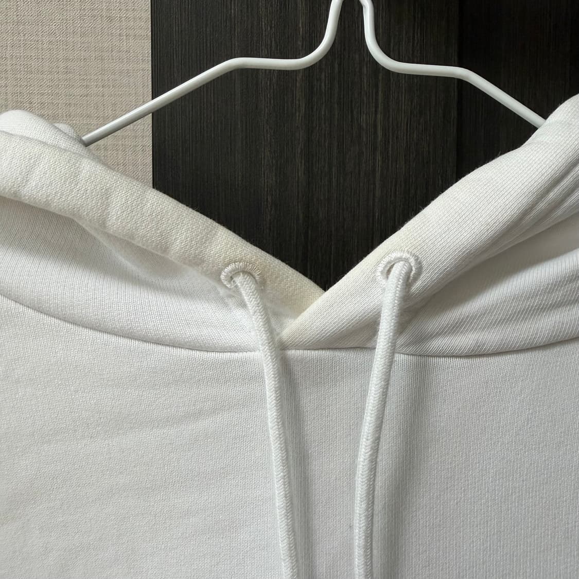 발렌시아가 백로고 후드티 화이트 색상 M  상품이미지4