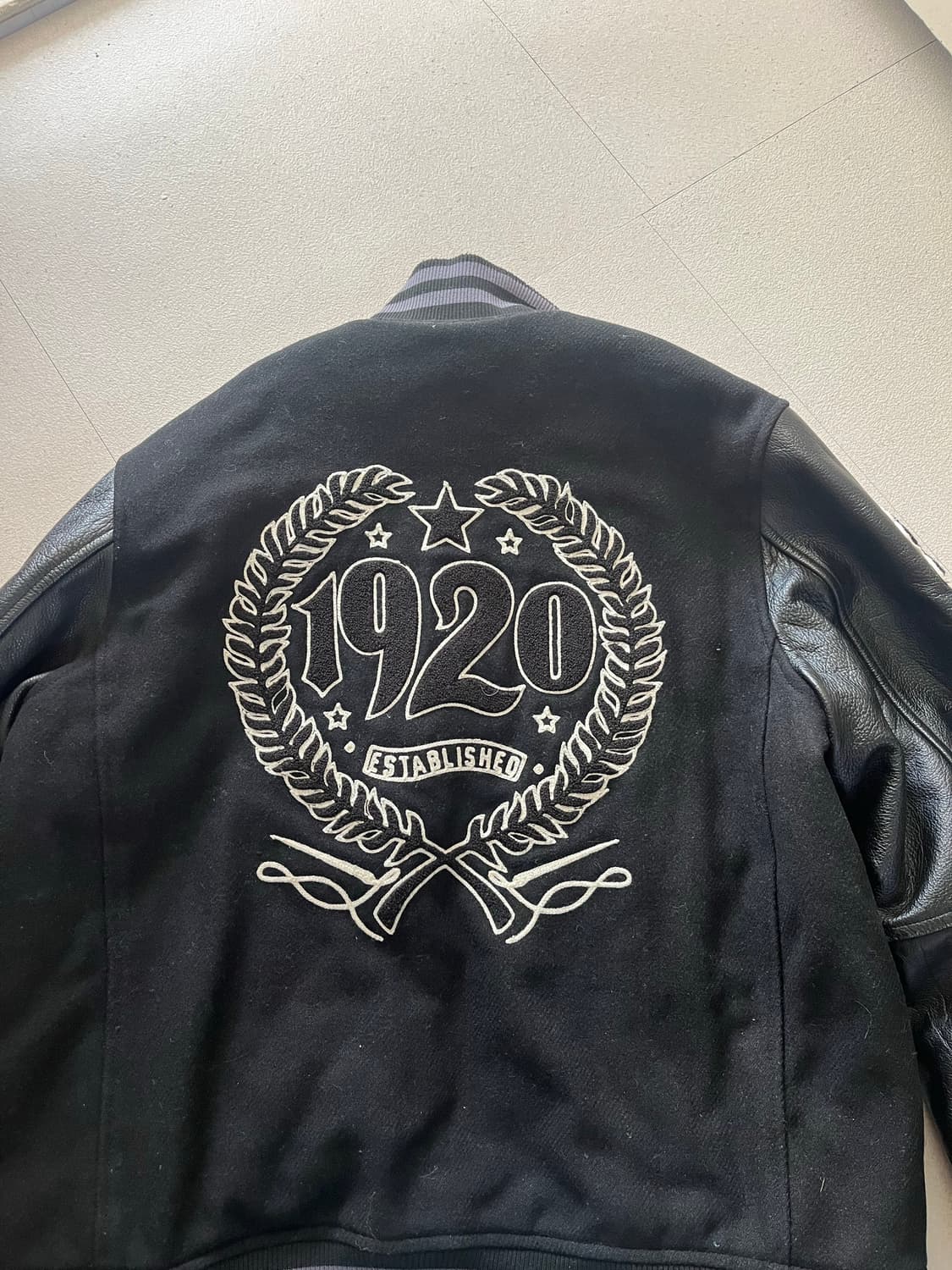 뉴에라 헤리티지 바시티 자켓 상품이미지4