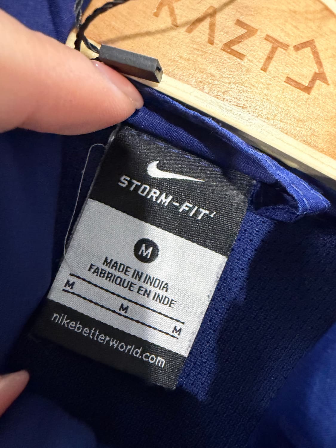 148. 나이키 바람막이 상품이미지2