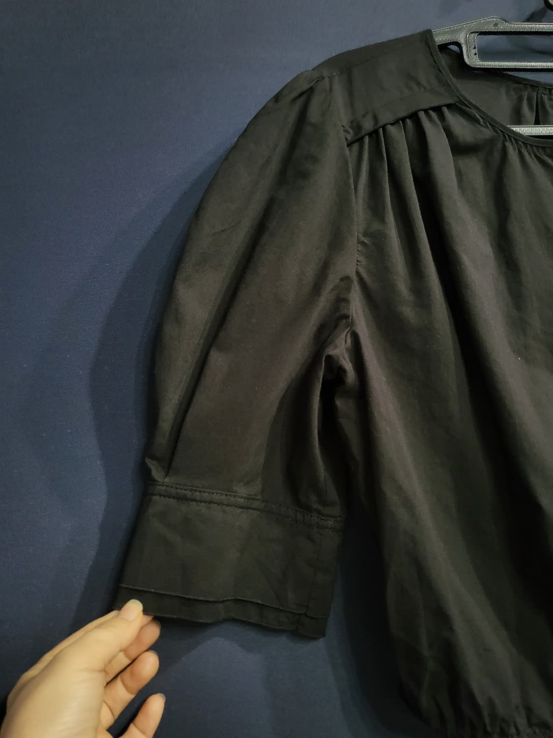 온앤온 스트링 벌룬 블라우스 상품이미지3